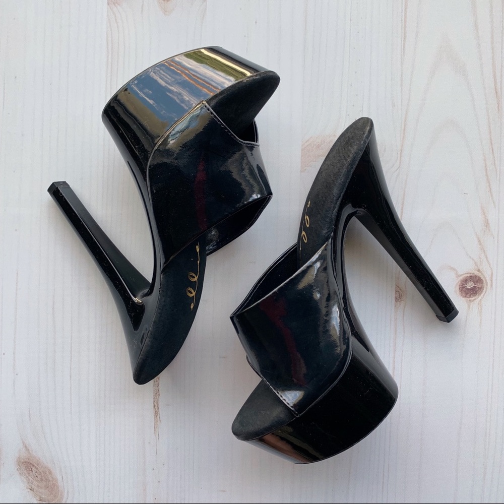 Ellie | Black Patent Platform Mule Sz 7